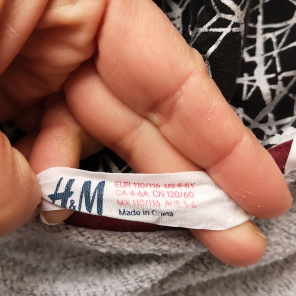 H&M Spiderman Boys hooded jacket size 4-6 - Picture 8 of 10